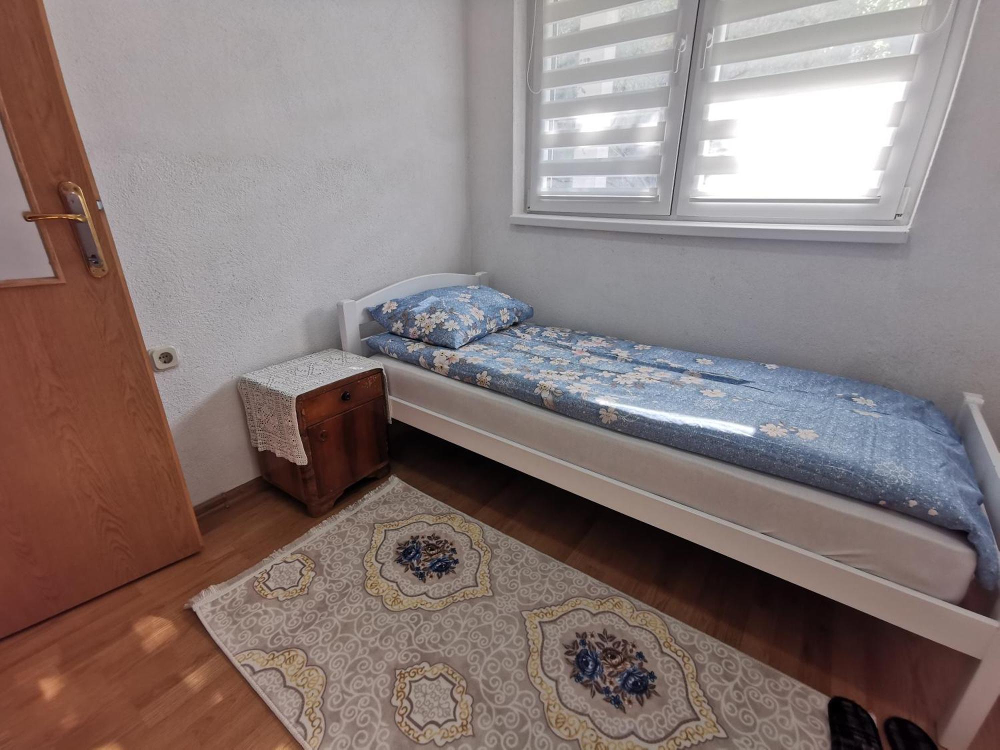 Rest & Recharge 4Bdr Apt- Free Parking, Ac & Garden 사라예보 외부 사진